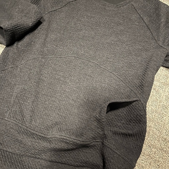 Lululemon crewneck sweatshirt - Picture 3 of 4